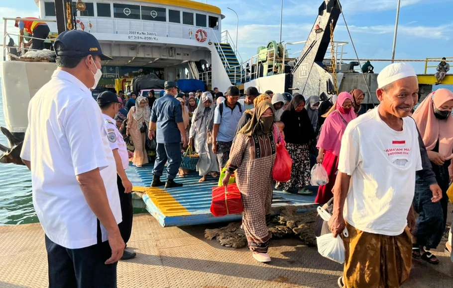 Kehadiran Lintas Jangkar-Lembar Dukung Distribusi Logistik