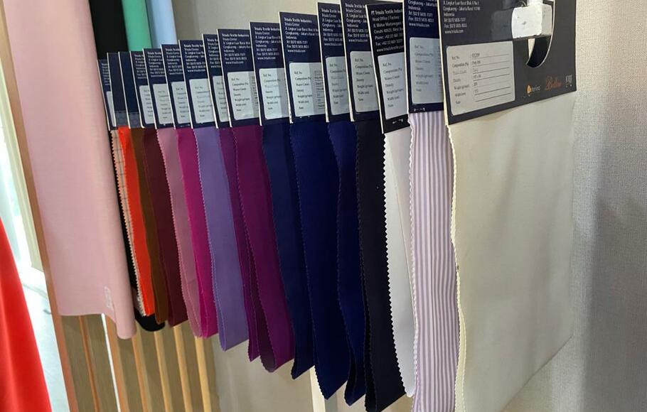 Ilustrasi Emiten penyedia kain, seragam, dan fashion yakni PT Trisula Textile Industries Tbk (BELL).