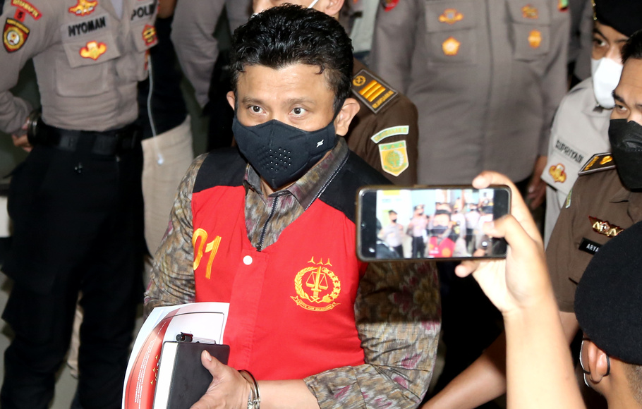 Terdakwa Ferdy Sambo saat meninggalkan ruang sidang di PN Jakarta Selatan, Kamis, 20 Oktober 2022.