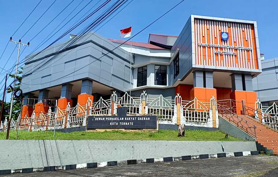 Kantor Dewan Perwakilan Rakyat Daerah Kota Ternate, Provinsi Maluku Utara.