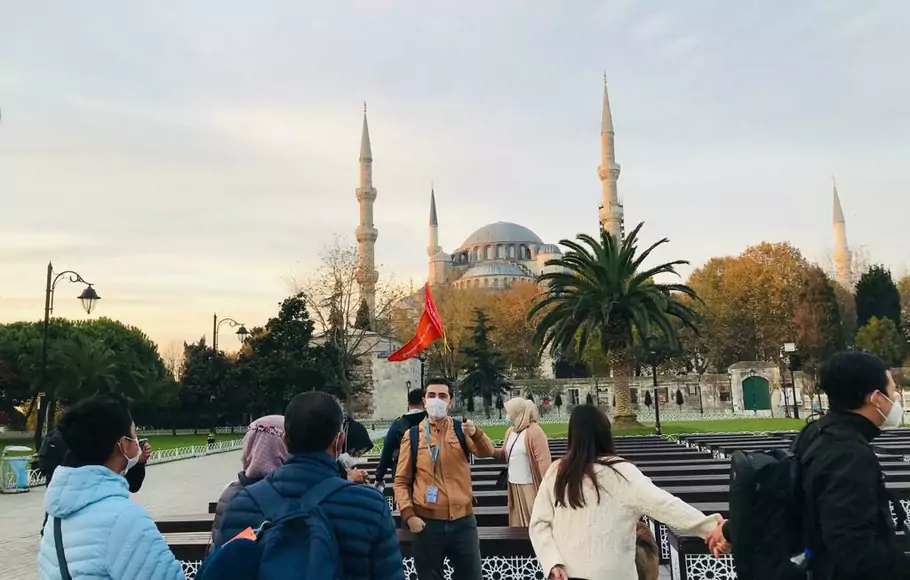 Ilustrasi wisatawan Indonesia yang berlibur ke Turki.