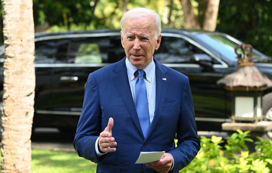 Presiden AS Joe Biden berbicara tentang situasi di Polandia setelah pertemuan dengan para pemimpin G7 dan Eropa di sela-sela KTT G20 di Nusa Dua, Bali, Rabu, 16 November 2022.