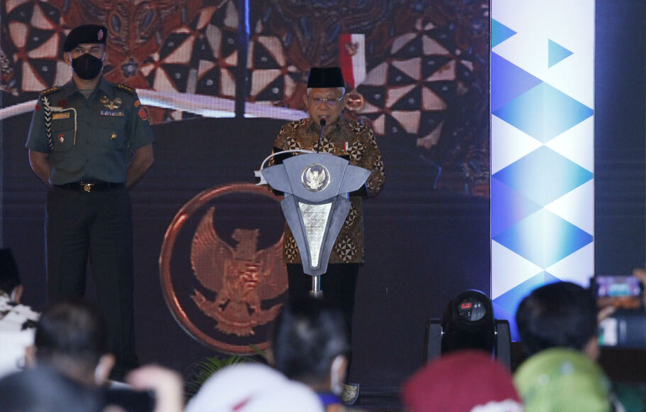 Wakil Presiden KH Ma'ruf Amin saat memberikan pengarahan di acara forum nasional stunting 2022 yang diselenggarakan BKKBN dan Tanoto Foundation di Jakarta, Selasa, 6 Desember 2022.