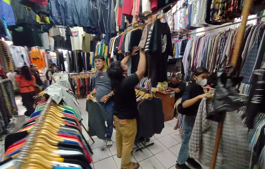 Thrifting, Solusi Atau Ilusi Fashion Berkelanjutan