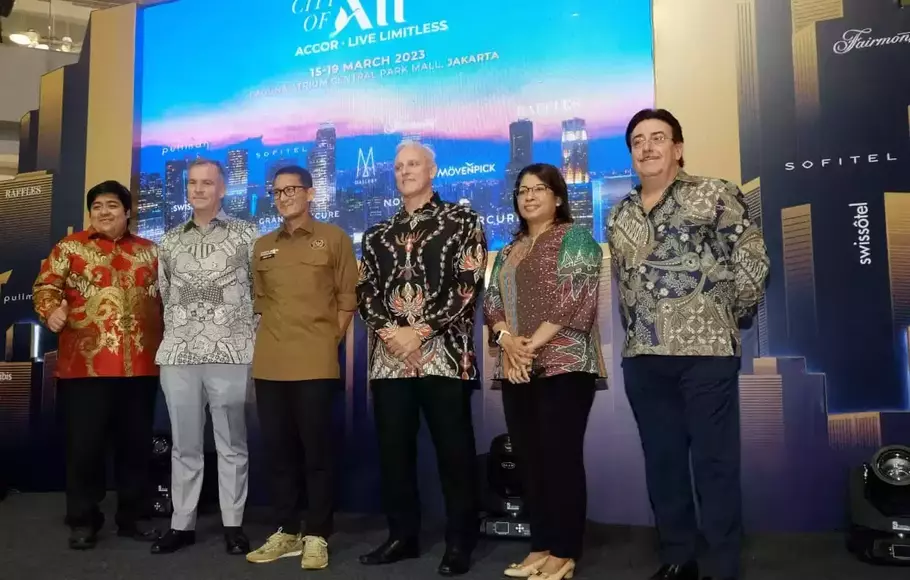 Menteri Pariwisata dan Ekonomi Kreatif (Menparekraf) Sandiaga Uno saat membuka kegiatan City of All-Accor Live Limitless Jakarta, 15 Maret 2023.