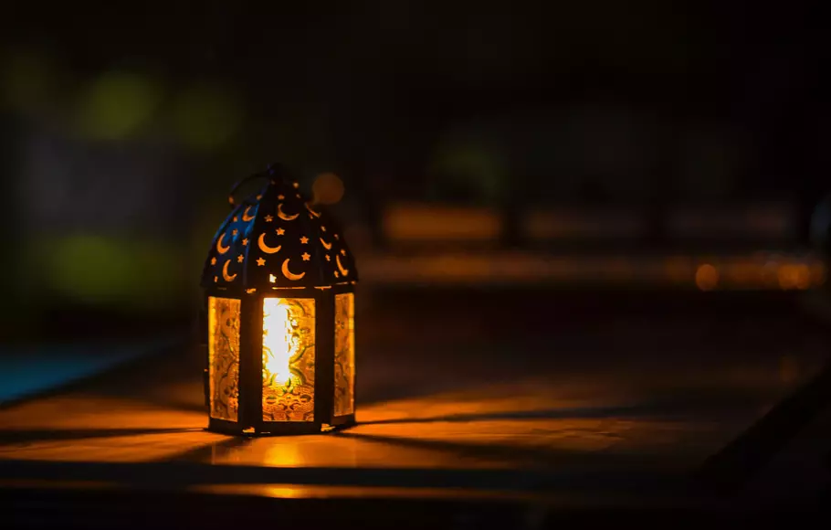 Rukyatul Hilal merupakan salah satu petunjuk datangnya bulan Ramadan.