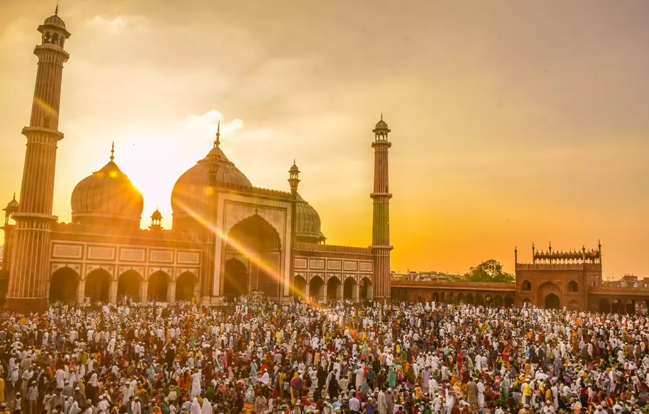 Waktu terbaik melaksanakan sholat dhuha yakni ketika seperempat siang