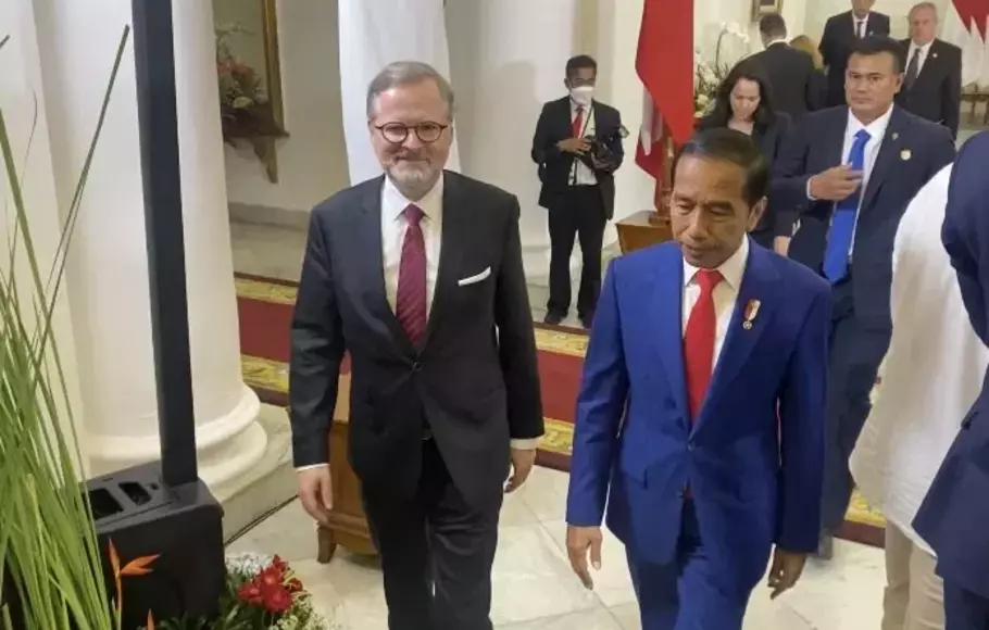 Perdana Menteri Republik Ceko, Petr Fiala dan Presiden Joko Widodo (Jokowi) di Istana Kepresidenan Bogor, Jawa Barat, Selasa, 18 April 2023.