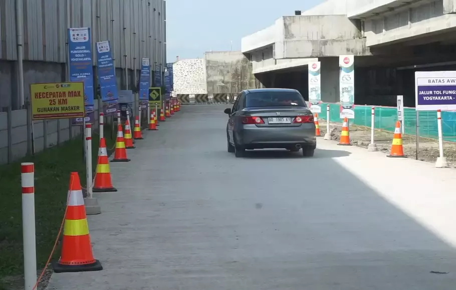 Jalur tol fungsional Solo-Yogyakarta.