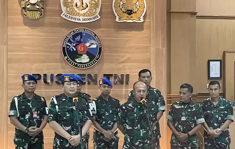 Konferensi pers Danpuspom TNI di Mabes TNI Cilangkap, Jakarta Timur, Jumat, 21 April 2023. 