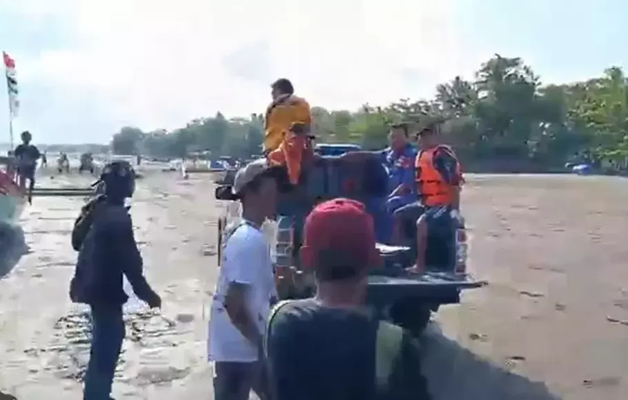 Setelah Tiga Hari Pencarian, Jasad Bocah Tenggelam Di Pantai ...