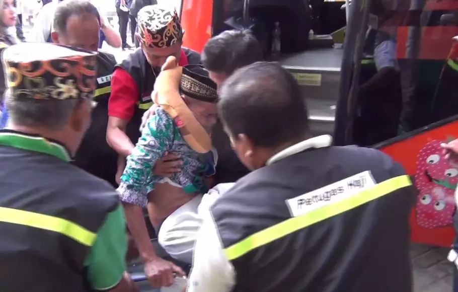 7 Jemaah Calon Haji Asal Kaltim Dirujuk Ke Rs 3 Di Antaranya Batal Berangkat Ke Tanah Suci 7 Jemaah Calon Haji Asal Kaltim Dirujuk Ke Rs 3 Di Antaranya Batal Berangkat Ke Tanah Suci