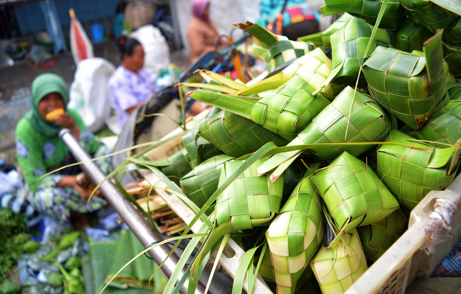 Sejarah Dan Filosofi Ketupat Sebagai Makanan Khas Lebaran Idul Fitri Porn Sex Picture 0359