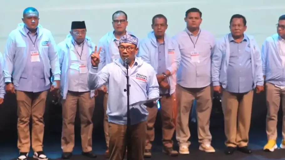 Mantan Gubernur Jawa Barat Ridwan Kamil secara resmi dikukuhkan sebagai ketua Tim Kampanye Daerah (TKD) Jawa Barat.