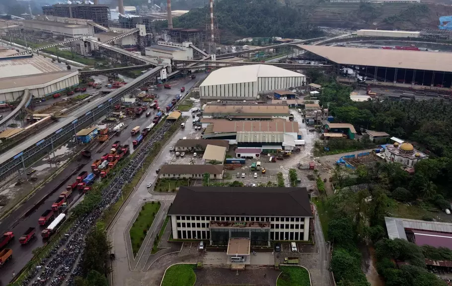 Kawasan industri terintegrasi PT Indonesia Morowali Industrial Park (IMIP) dengan 54 pabrik. - (PT IMIP/Istimewa)