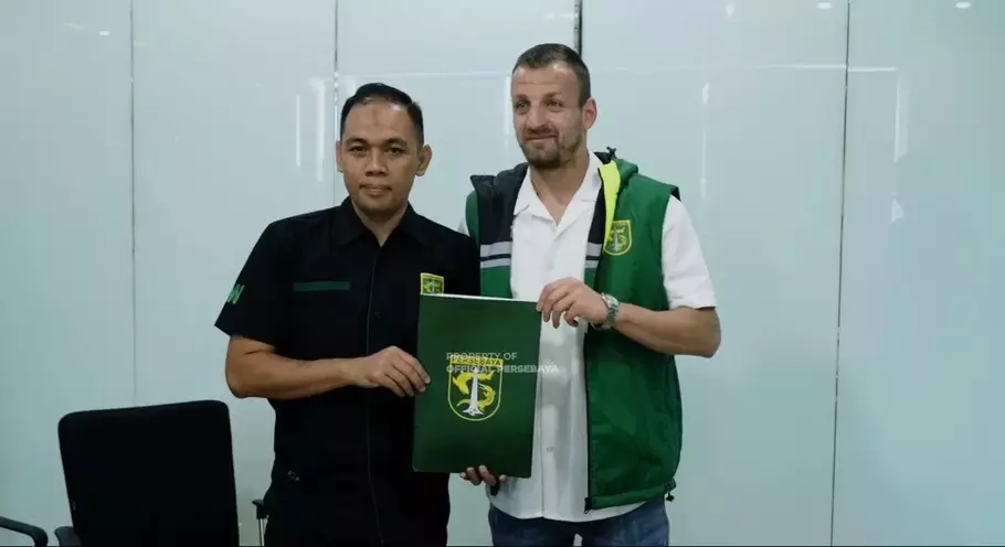 Pemain anyar Persebaya Dime Dimov. - (Beritasatu.com/Agung Dharma Putra)