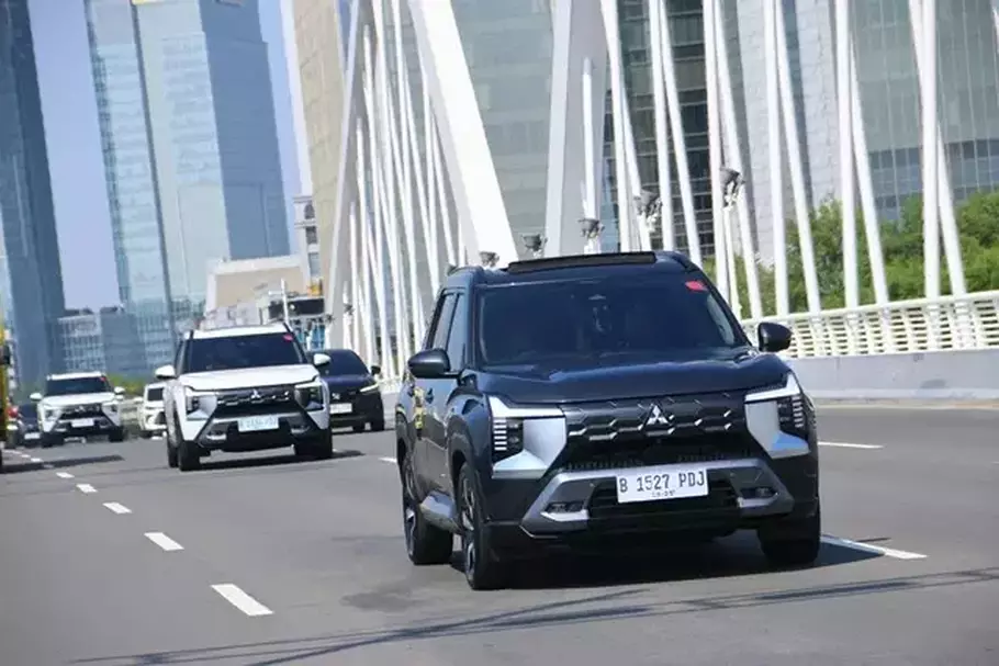 Mitsubishi Destinator diklaim Mitsubishi bukan versi panjang Mitsubishi XForce. - (MMKSI/DOK)