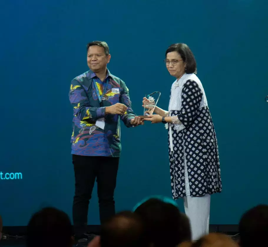CEO B-Universe Rio Abdurachman dan Menkeu Sri Mulyani. - (Beritasatu.com/-)