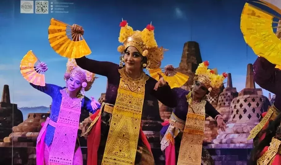 KBRI Takhta Suci menggelar pentas Kebaya Menari di Roma sebagai bagian peringatan 75 tahun hubungan diplomatik Indonesia dan Takhta Suci, Sabtu 24 Oktober 2025. - (Beritasatu.com/Istimewa)