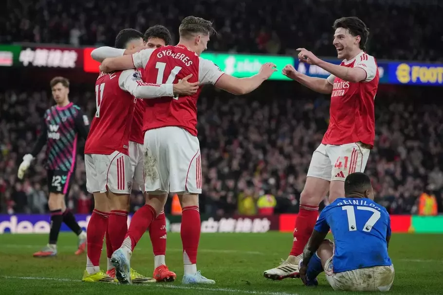 Arsenal menjaga posisinya di puncak klasemen liga Inggris Premier League setelah menang 2-0 atas Sunderland di Stadion Emirates, Sabtru 7 Februari 2026. - (AP/Kin Cheung)
