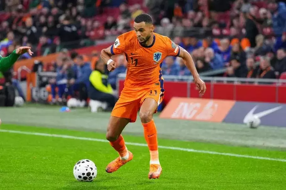 Penyerang timnas Belanda, Cody Gakpo, tampil dalam pertandingan kualifikasi grup G Piala Dunia 2026 melawan Lithuania di Amsterdam, Belanda, Senin 17 November 2025. - (AP/Peter Dejong)