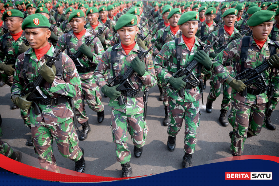 Survei: TNI Paling Dipercaya Publik, Polri Dan Parpol Di Posisi Dua ...