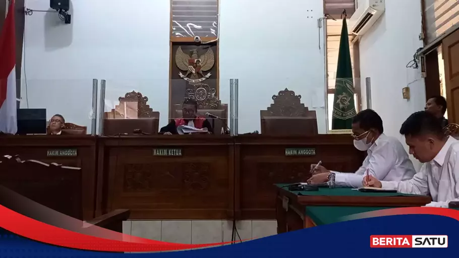 Hakim Tolak Praperadilan Sekretaris MA Tersangka Suap