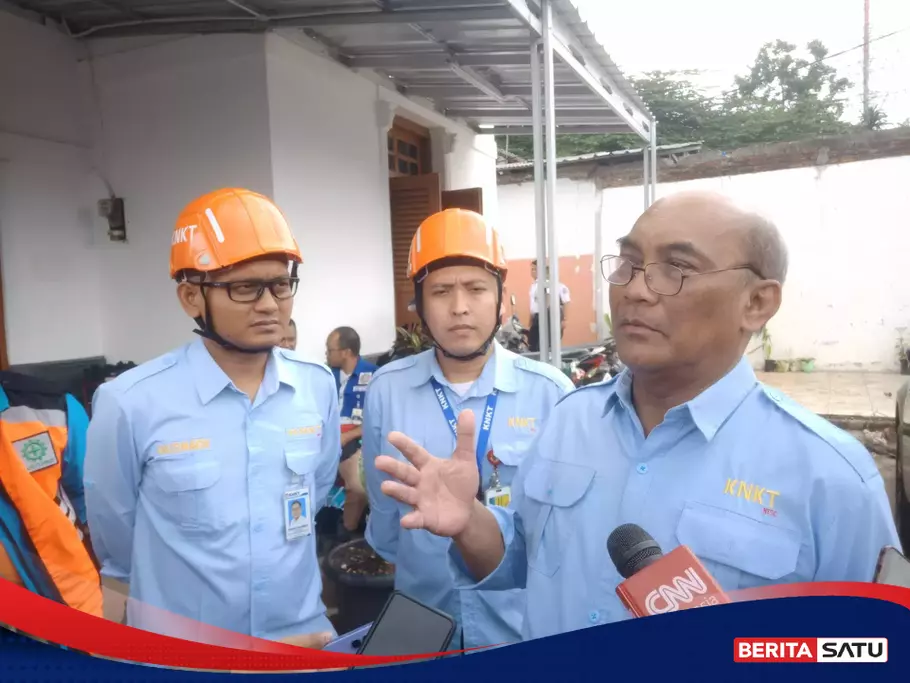 KNKT Mulai Investigasi "Adu Banteng" Kereta Di Bandung