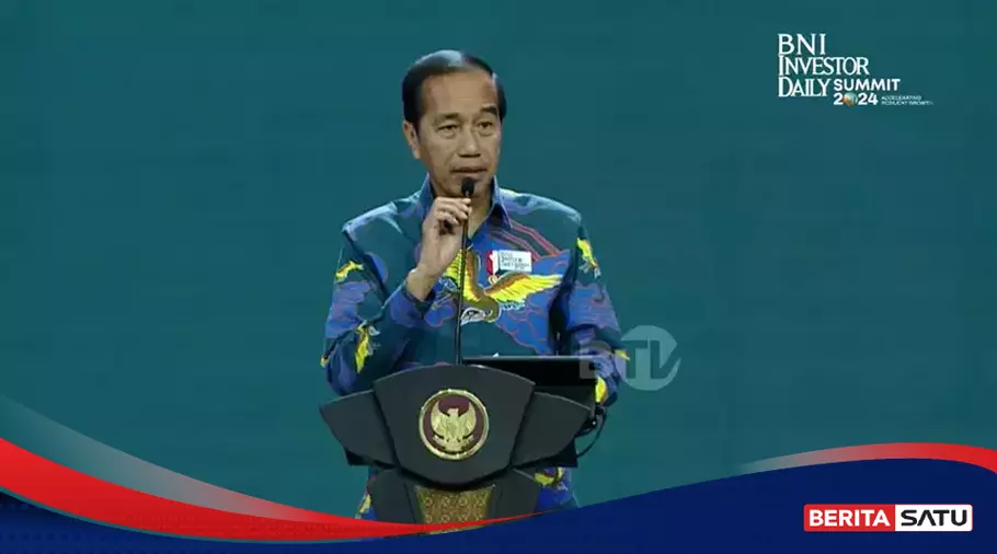 Transisi Pemerintahan Berjalan Mulus, Jokowi: Pak Prabowo Selalu Hadir ...