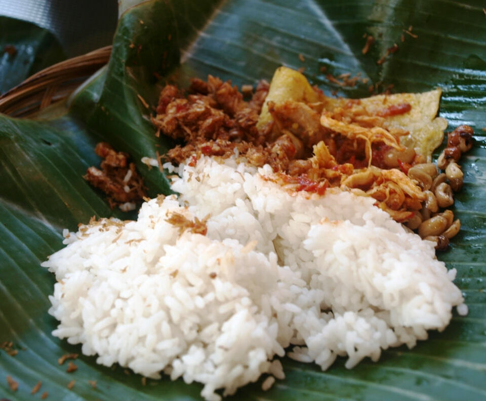 Kelezatan Nasi Jinggo Bali