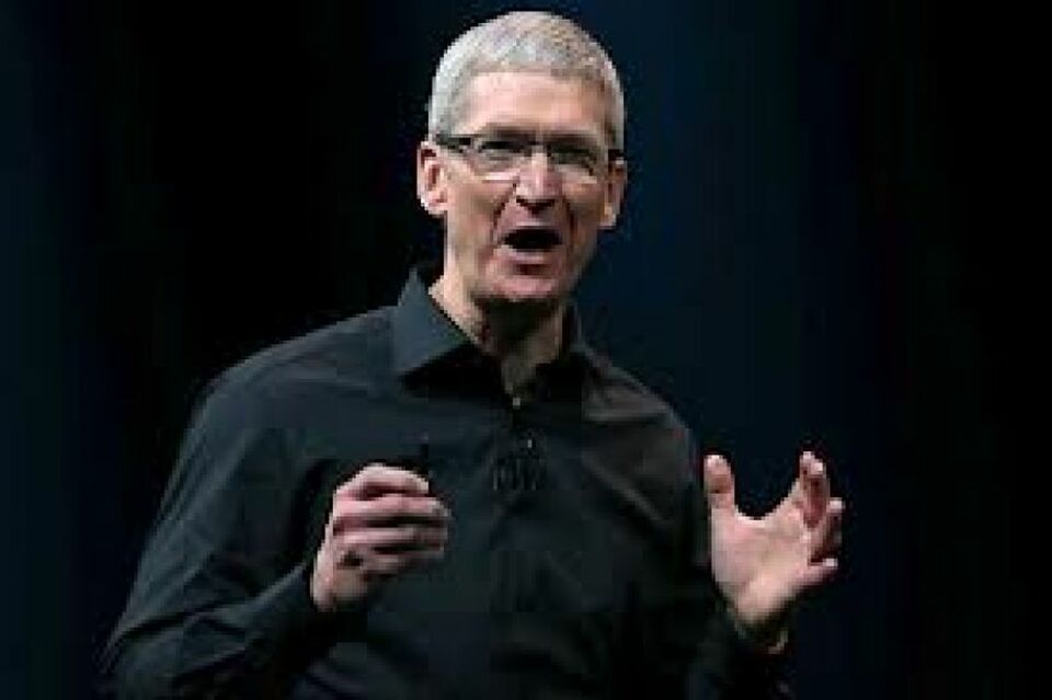 Surat Tim Cook Untuk Pegawai Apple Jelang Peringatan Kematian Steve Jobs