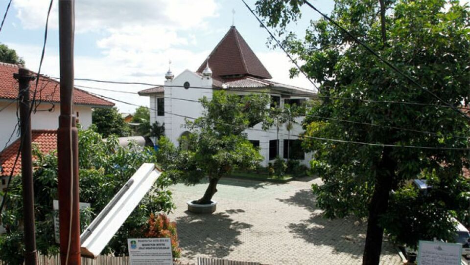 Masjid Al Misbah Jemaat Ahmadiyah Indonesia disegel Satpol Pamong Praja kota Bekasi