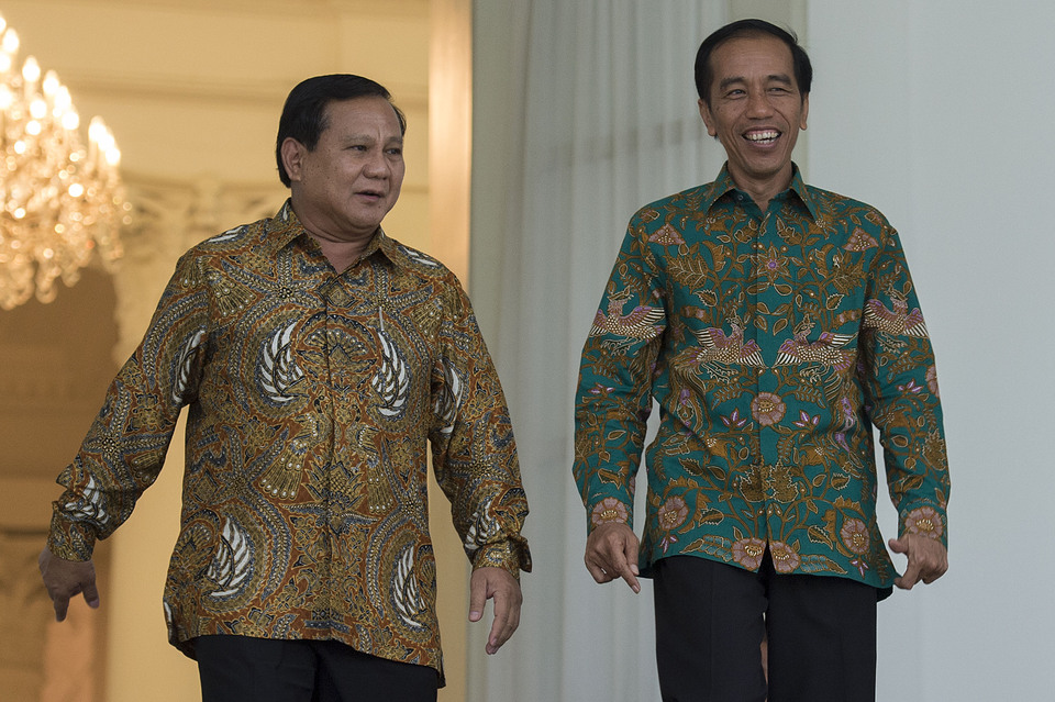 Presiden Joko Widodo (kanan) dan Prabowo Subianto (kiri).