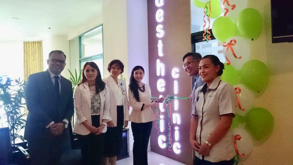 Peresmian Klinik Aestetik Rumah Sakit Siloam Manado, Selasa 12 Juni 2018. Klinik ini secara spesifik melayani perawatan dan pemeliharaan kulit.
