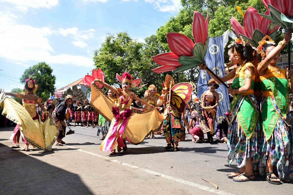 Parade Budaya Dari Singaraja Untuk Nusantara