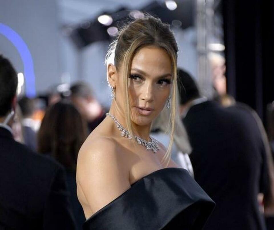 Mendadak, Jennifer Lopez Hapus Semua Unggahan Di Instagram - Halaman 1