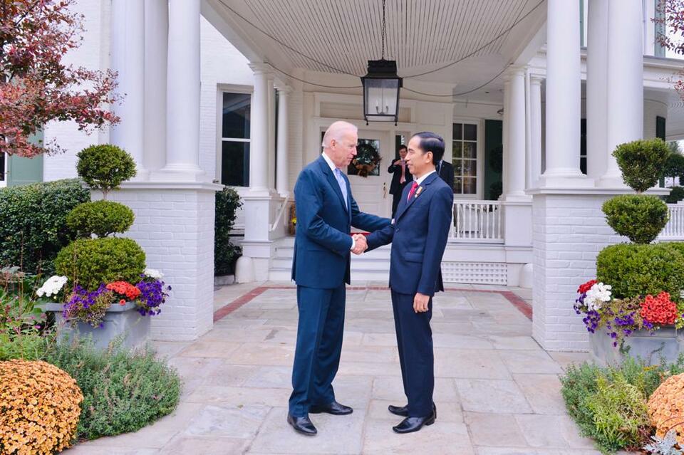 Presiden Joko Widodo (Jokowi) dan Joe Biden. Mantan Wapres AS era Barack Obama itu terpilih sebagai Presiden AS dalam Pemilu Amerika 2020.