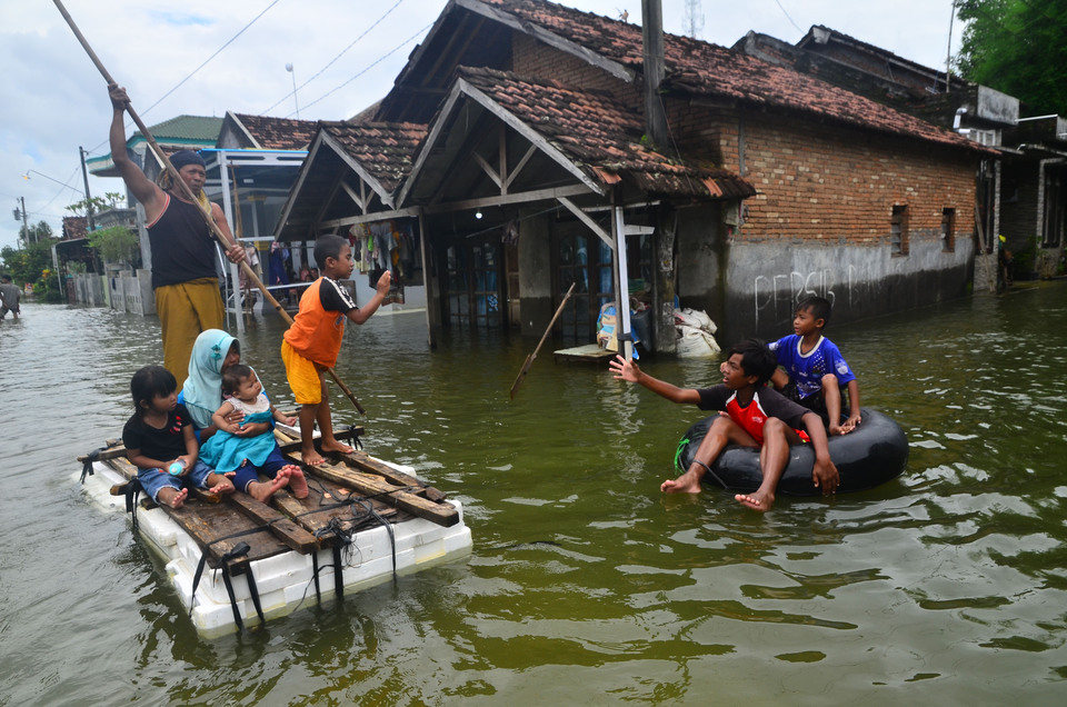 Banjir, Warga 2 Desa Di Kudus Mengungsi