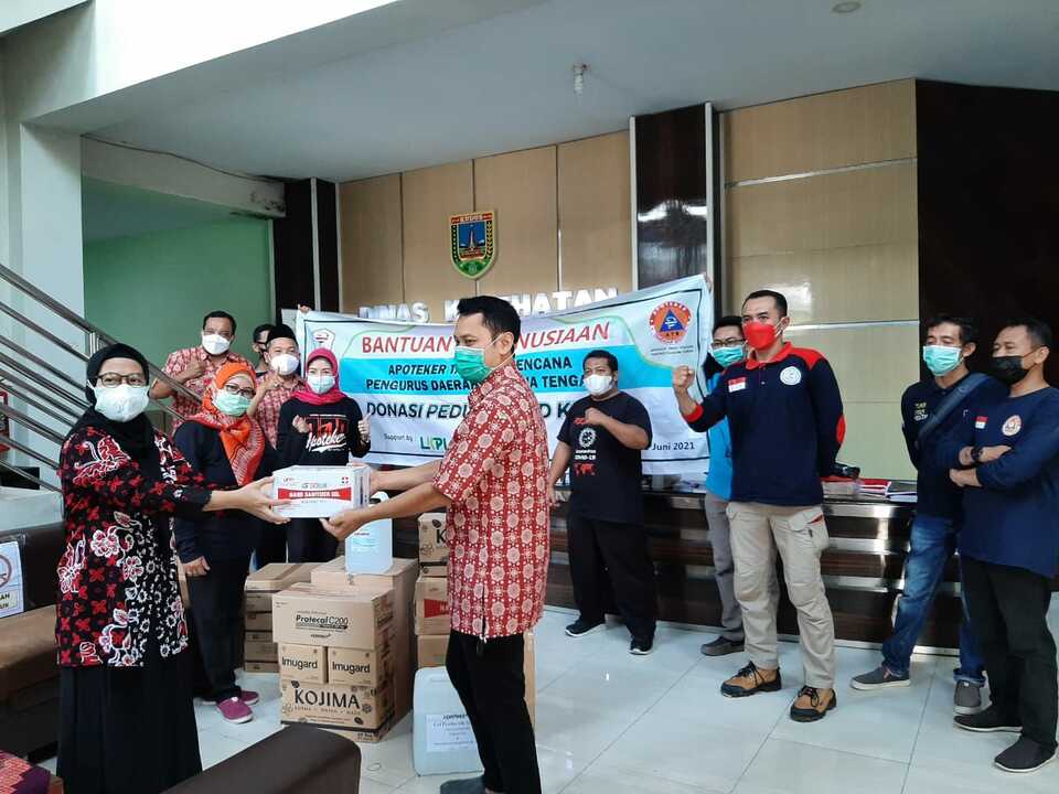 Dirikan Posko Pengurus Ikatan Apoteker Indonesia Jateng Bantu