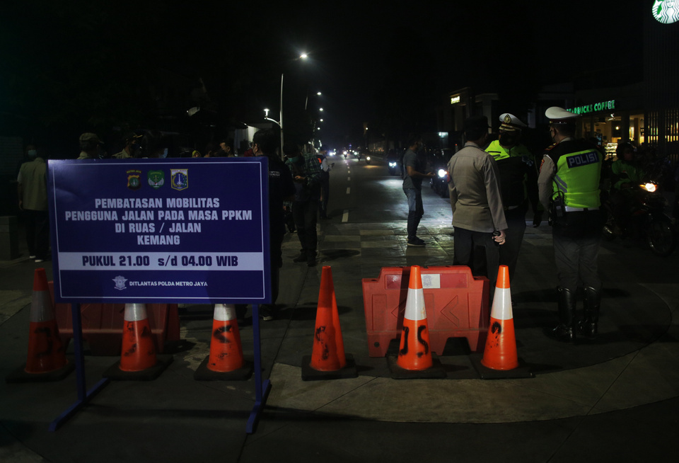 Polda Metro Kaji Pembatasan Mobilitas Dimajukan Pukul 20.00 WIB