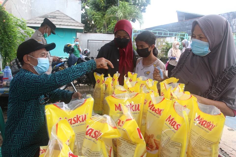 Kelurahan Pondok Jagung Timur Dan CSR Indah Kiat Gelar Operasi Minyak ...