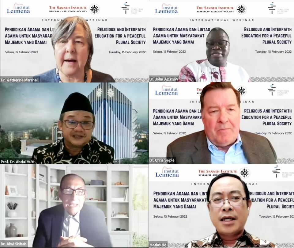 Para pembicara Webinar Internasional Pendidikan Agama dan Lintas Agama untuk Masyarakat yang Majemuk yaitu Vice President G-20 Interfaith Forum Dr Katherine Marshall, Executive Director The Sanneh Institute Dr John Azumah, Sekretaris Umum PP Muhammadiyah Prof Abdul Mu'ti, Senior Fellow University of Washington Dr Christ Seiple, Mantan Utusan Khusus Presiden untuk Timur Tengah dan Organisasi Kerja Sama Islam Prof Alwi Shihab, dan Executive Director Leimena Institute Matius Ho, Selasa, 15 Februari 2022