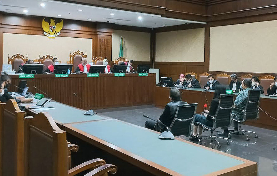 Sidang vonis kasus korupsi tanah Munjul di Gedung Pengadilan Tipikor, Jakarta, Jumat, 25 Februari 2022.