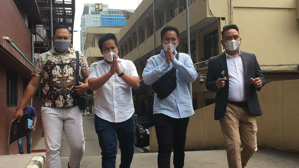 Crazy Rich Bandung Doni Salmanan Jadi Tersangka Dan Ditahan - Halaman 1