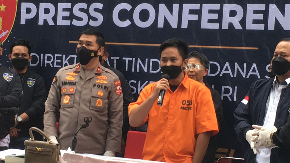 Alffy Rev Akui Doni Salmanan Pernah Berikan Uang Ratusan Juta - Halaman 1