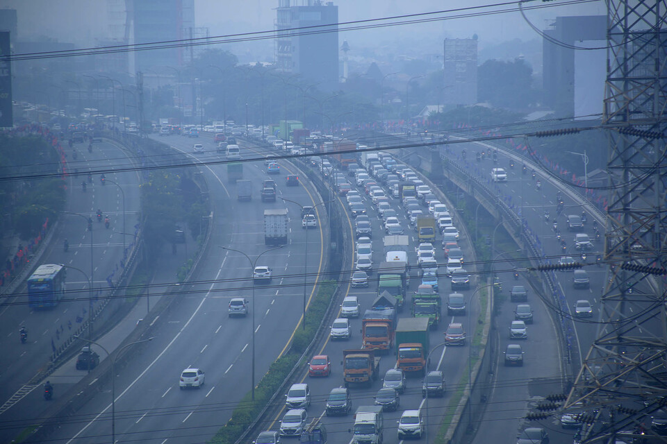 Udara Jakarta Tidak Sehat, Ini Penjelasan Terbaru BMKG - Halaman 1