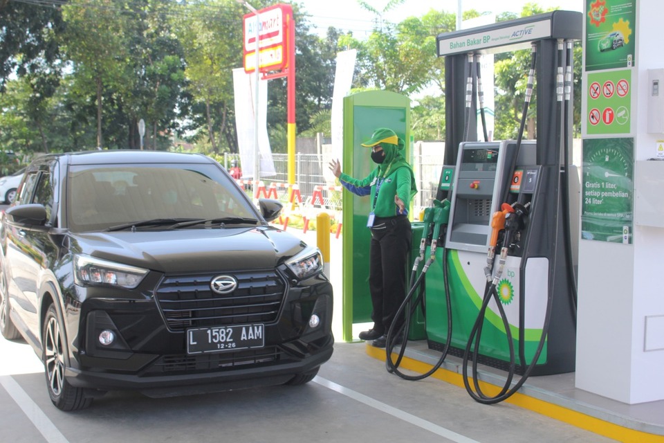PT Aneka Petroindo Raya (BP-AKR), perusahaan kerja sama antara bp dan PT AKR Corporindo Tbk (AKRA), kembali telah meresmikan dua jaringan stasiun pengisian bahan bakar umum (SPBU) yaitu bp Merr Rungkut di kota Surabaya, Jawa Timur dan SPBU bp Lenteng Agung di Jakarta Selatan.