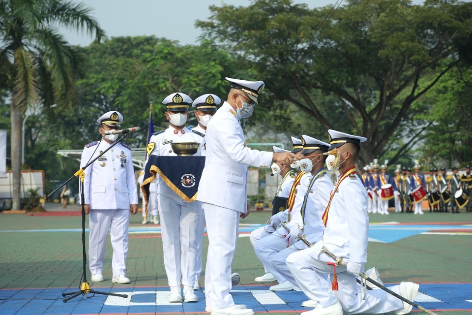 Prosesi wisuda lulusan diklat pelaut Politeknik Pelayaran (Poltekpel) Banten