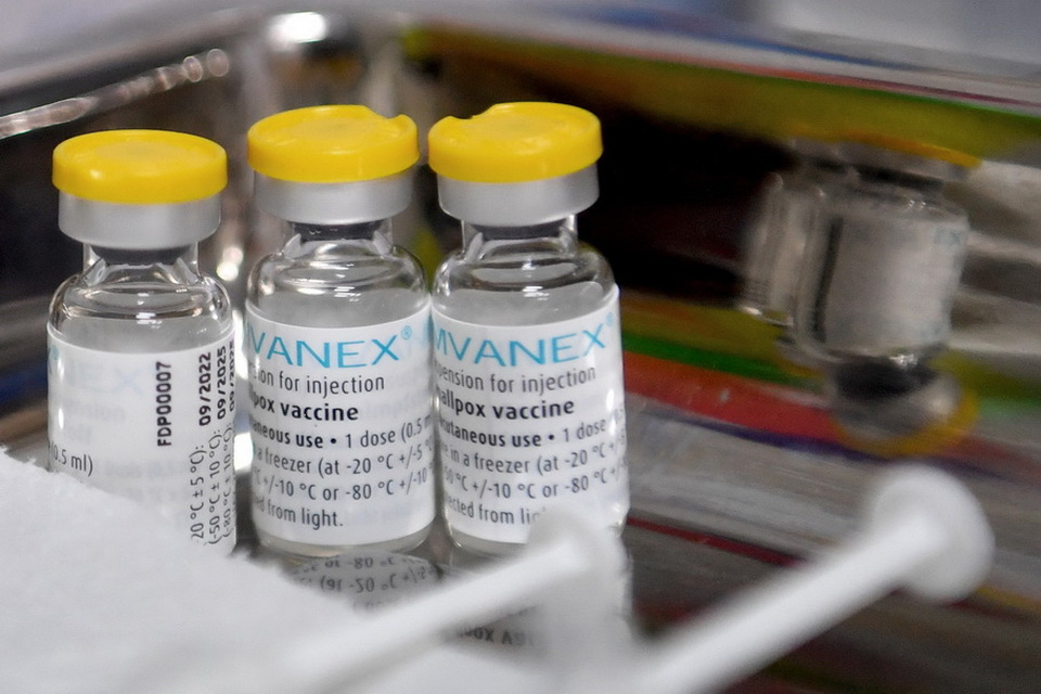 Imvanex buatan Bavarian Nordic, vaksin untuk melindungi dari virus cacar monyet.