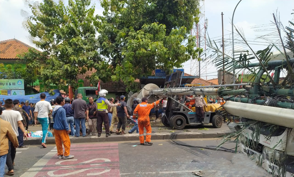 Penelusuran Awal Polisi, Ini Kronologi Kecelakaan Truk Di Bekasi